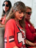 Taylor and her friends watch the Chiefs’ baseball game together