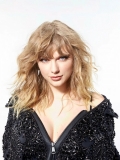 Taylor Swift’s discarded photos from the SNL shoot in 2017